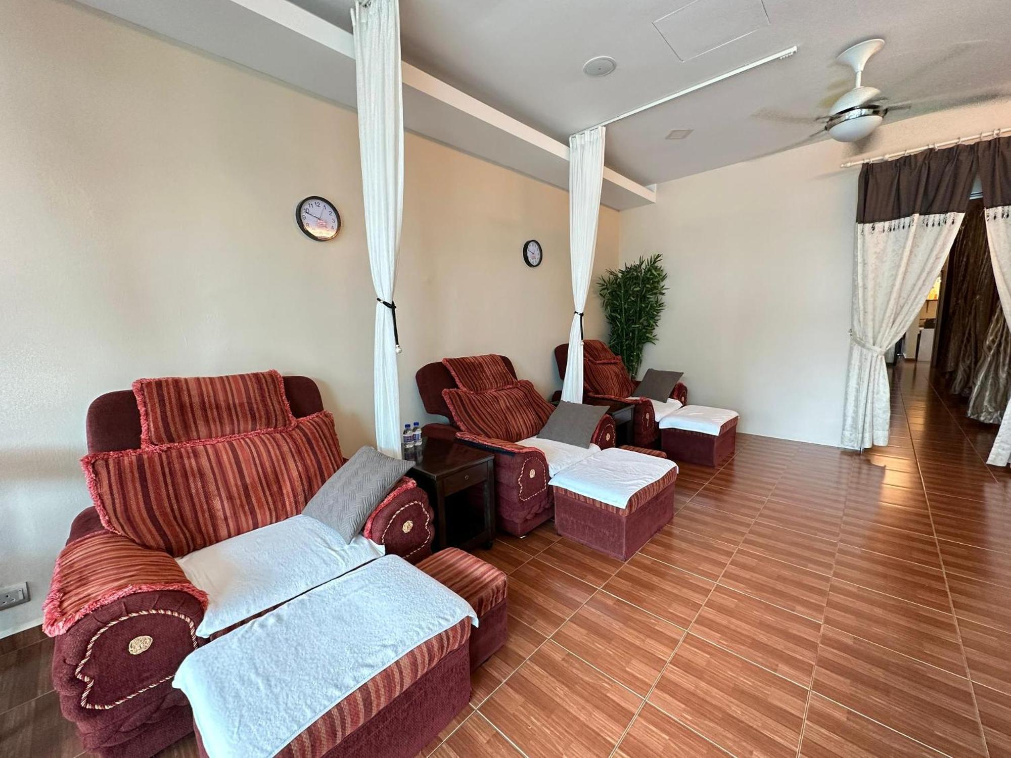 Sam Hotel Sitiawan Exterior foto